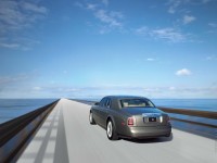Rolls-Royce Phantom 2003 photo